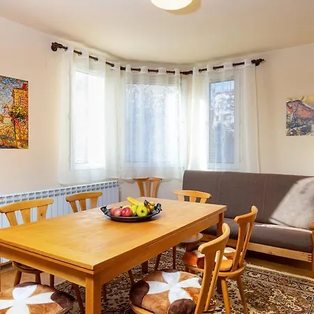 Stancho's House 3br Close To Old Town & Kapana District Plovdiv