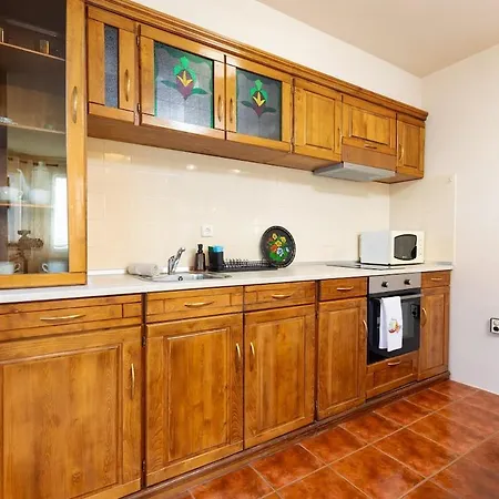 Stancho's House 3br Close To Old Town & Kapana District Apartment *