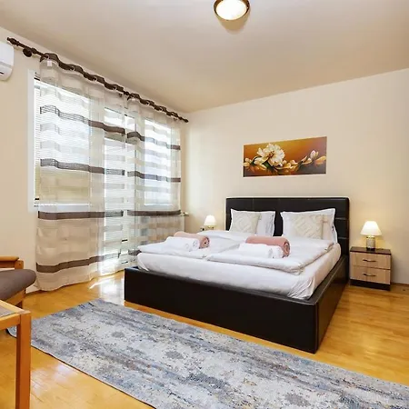 Apartment Stancho's House 3br Close To Old Town & Kapana District Plovdiv