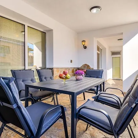 Stancho's House 3br Close To Old Town & Kapana District Apartment Plovdiv