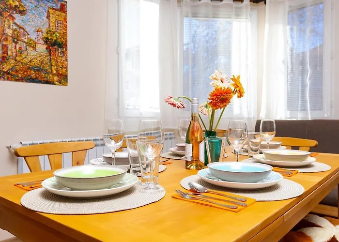 Stancho's House 3br Close To Old Town & Kapana District